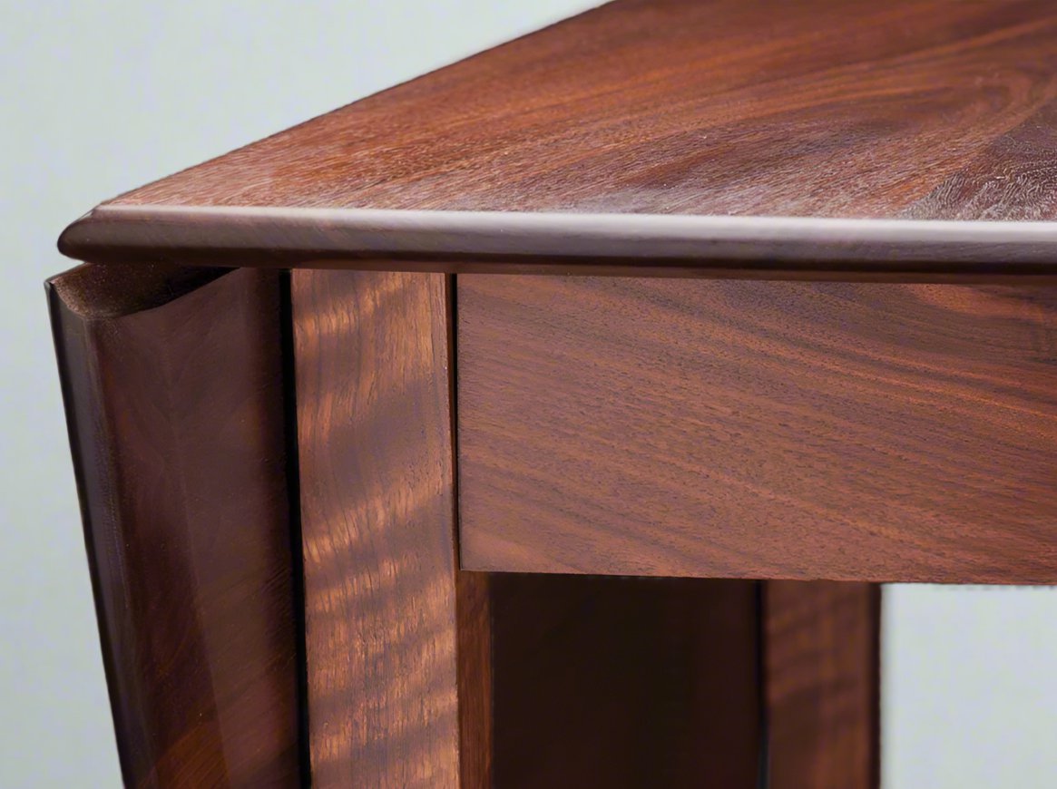 Drop Leaf Gorgeous Table