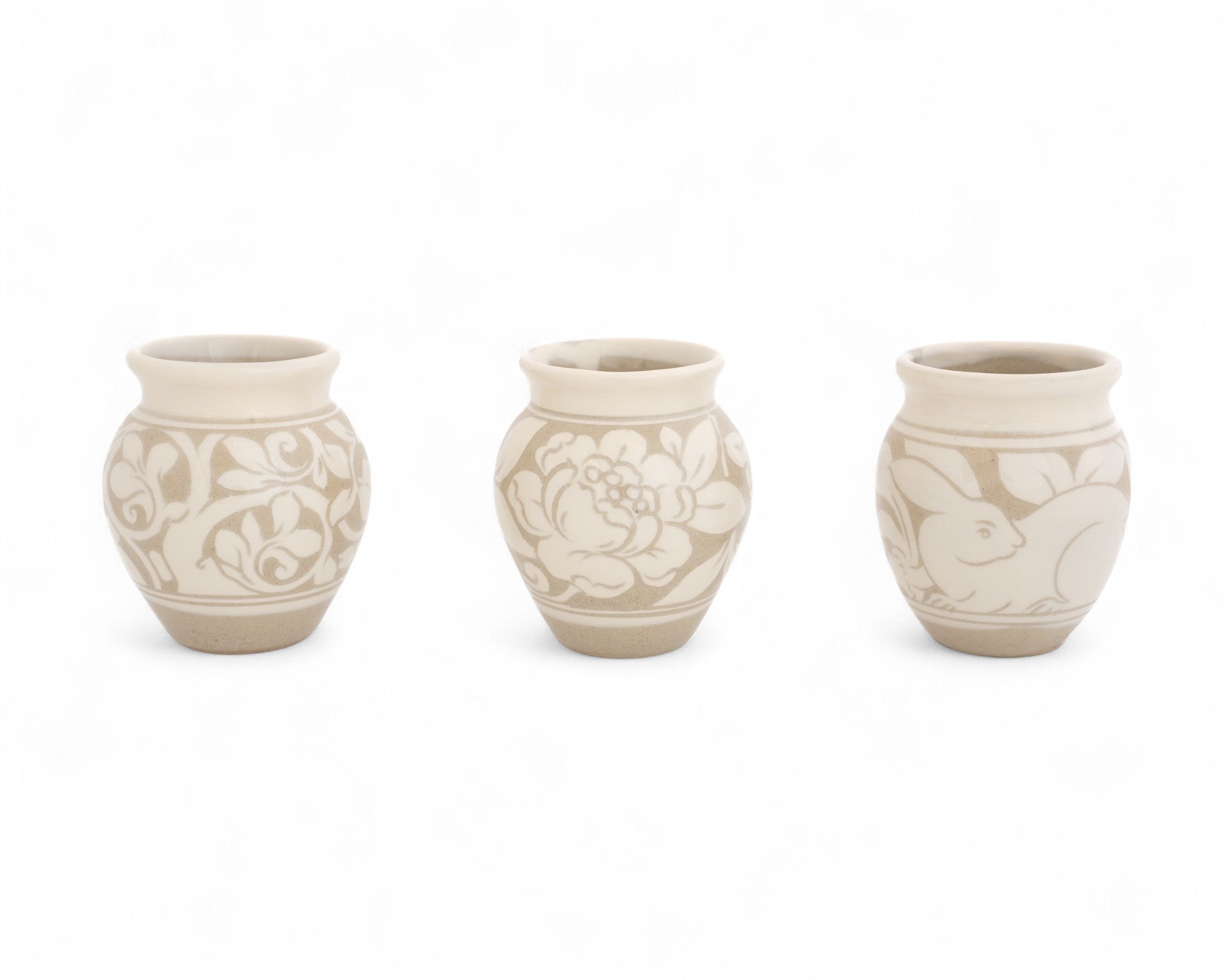 Vermont Handmade stoneware cream carved flower vase nature