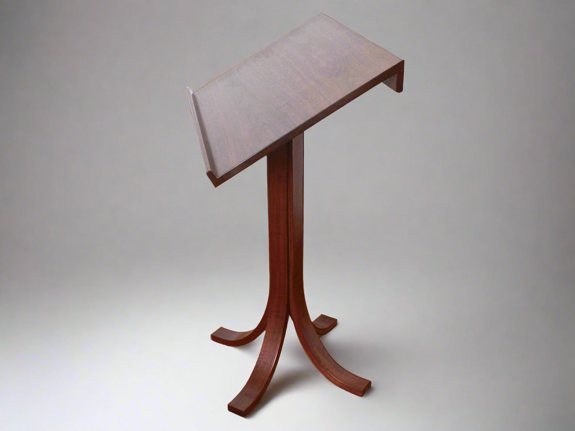 Eagle Engraved Dictionary Stand