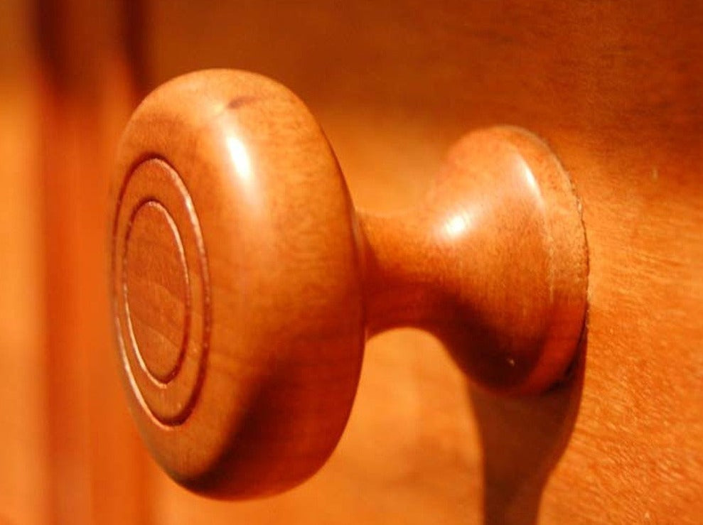 ENGLISH ARMOIRE - ShackletonThomas