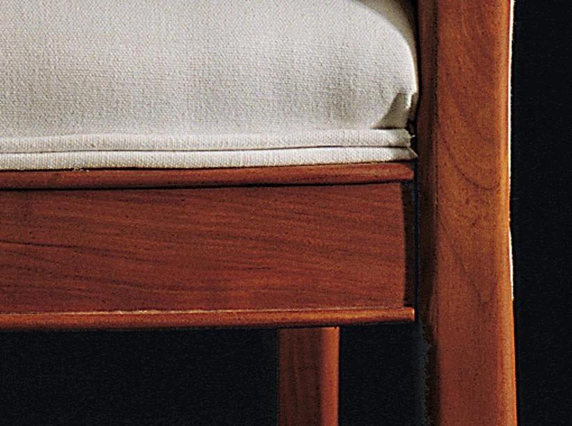 LUCY'S CHAIR - ShackletonThomas