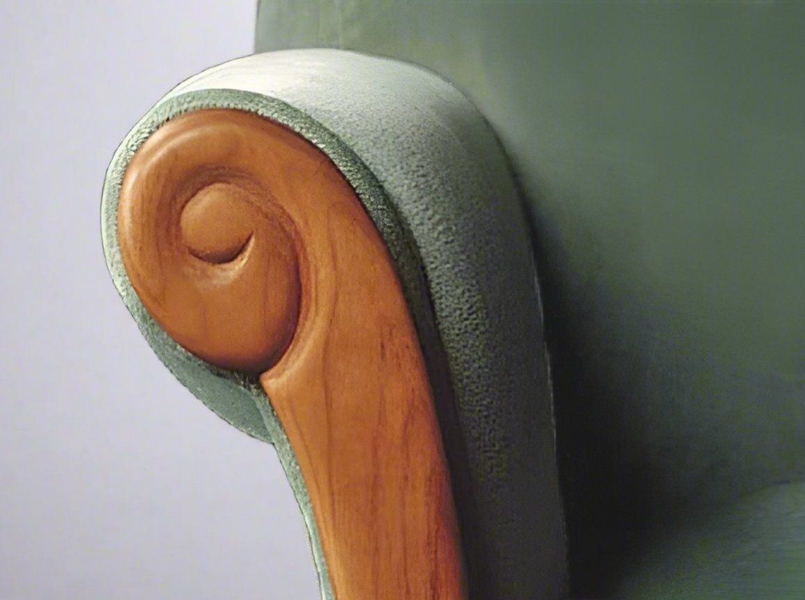 LUCY'S LOVESEAT - ShackletonThomas