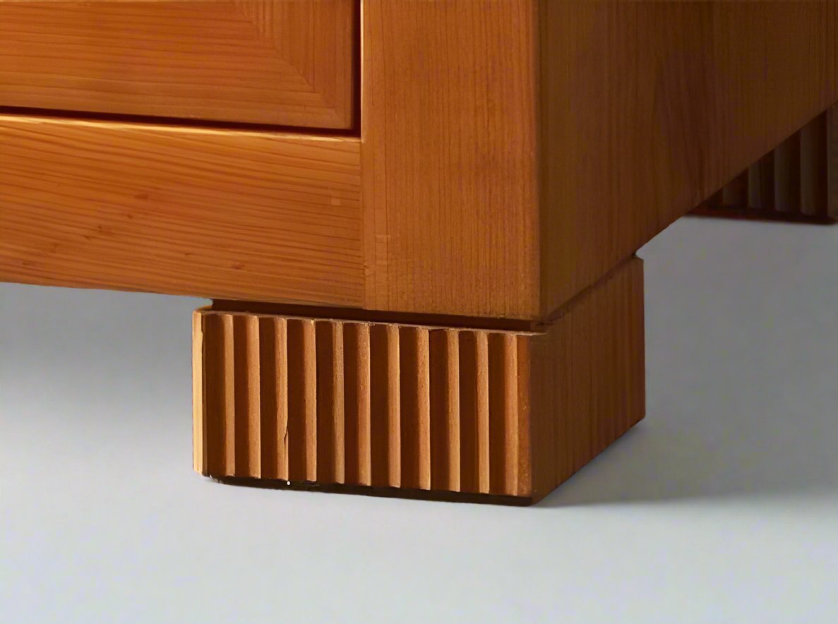 MODERN CLASSIC CHEST OF DRAWERS - ShackletonThomas
