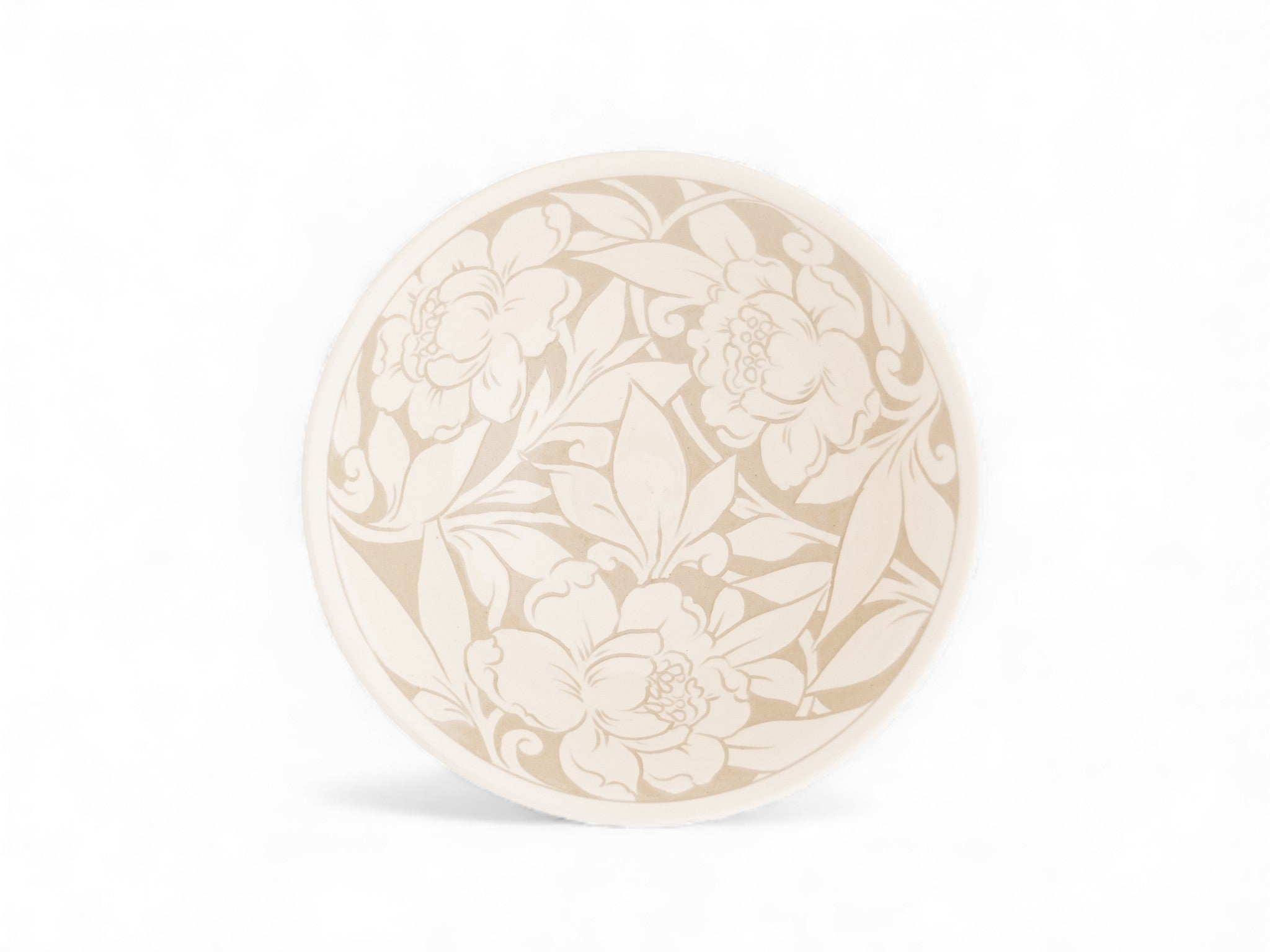 Cream Carved Salad Bowl