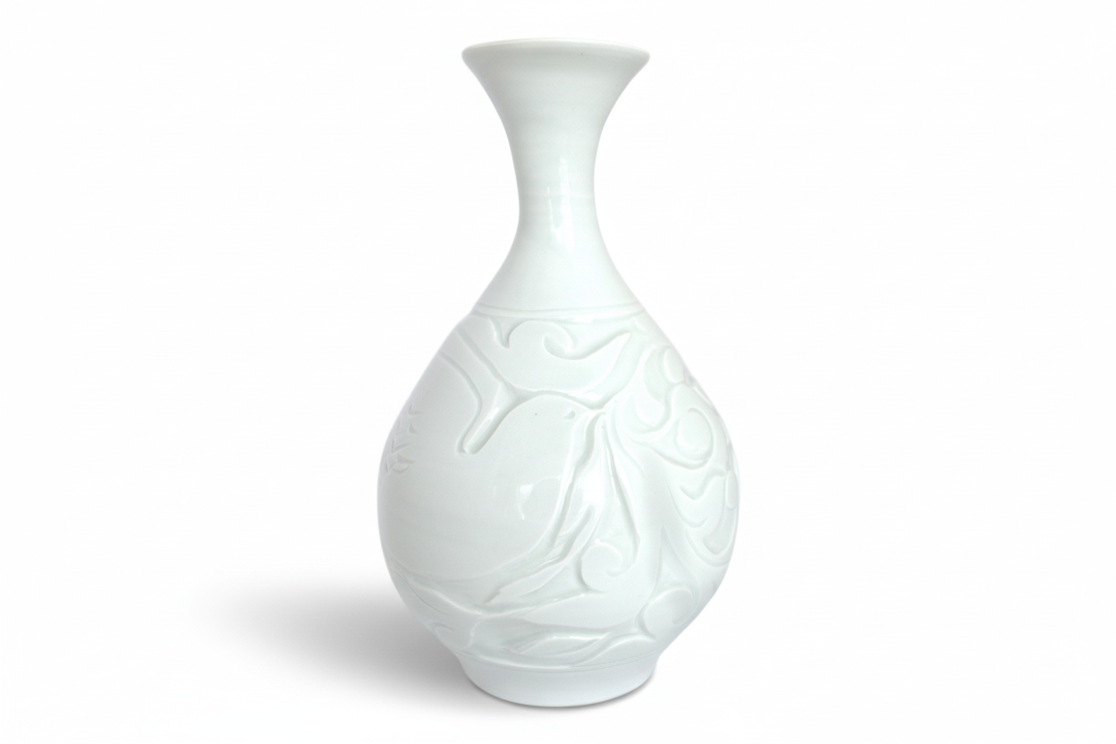 11.5" Peace Dove Porcelain Onion Vase